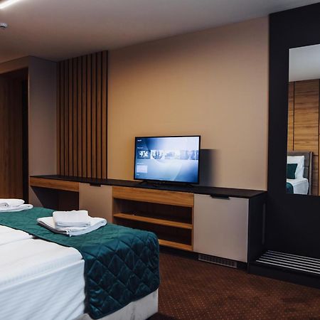 Hotel Brcko Gas Sarajevo Lukavica Екстериор снимка