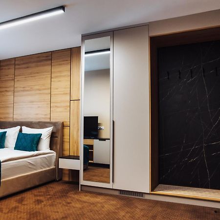 Hotel Brcko Gas Sarajevo Lukavica Екстериор снимка