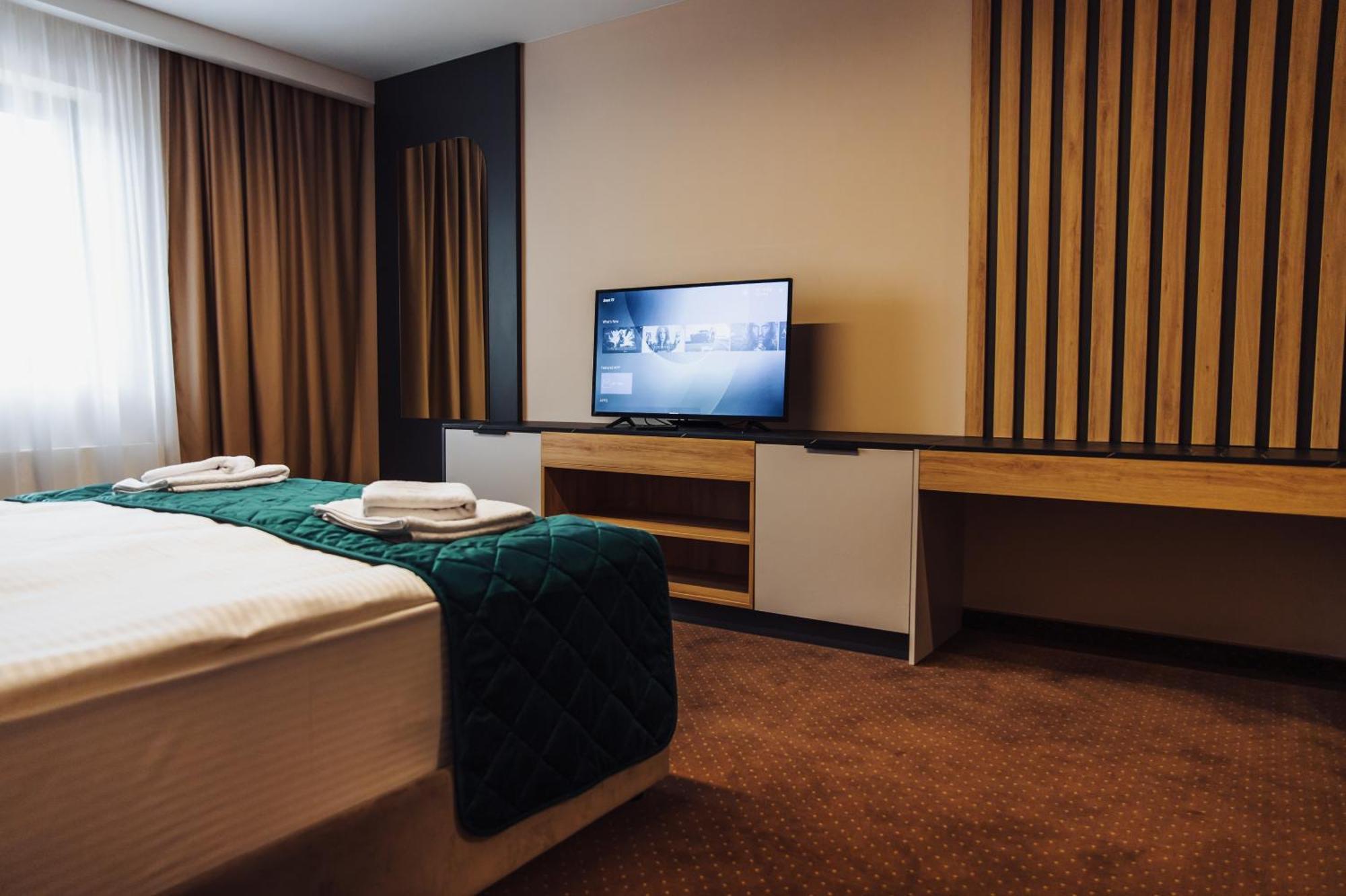 Hotel Brcko Gas Sarajevo Lukavica Стая снимка