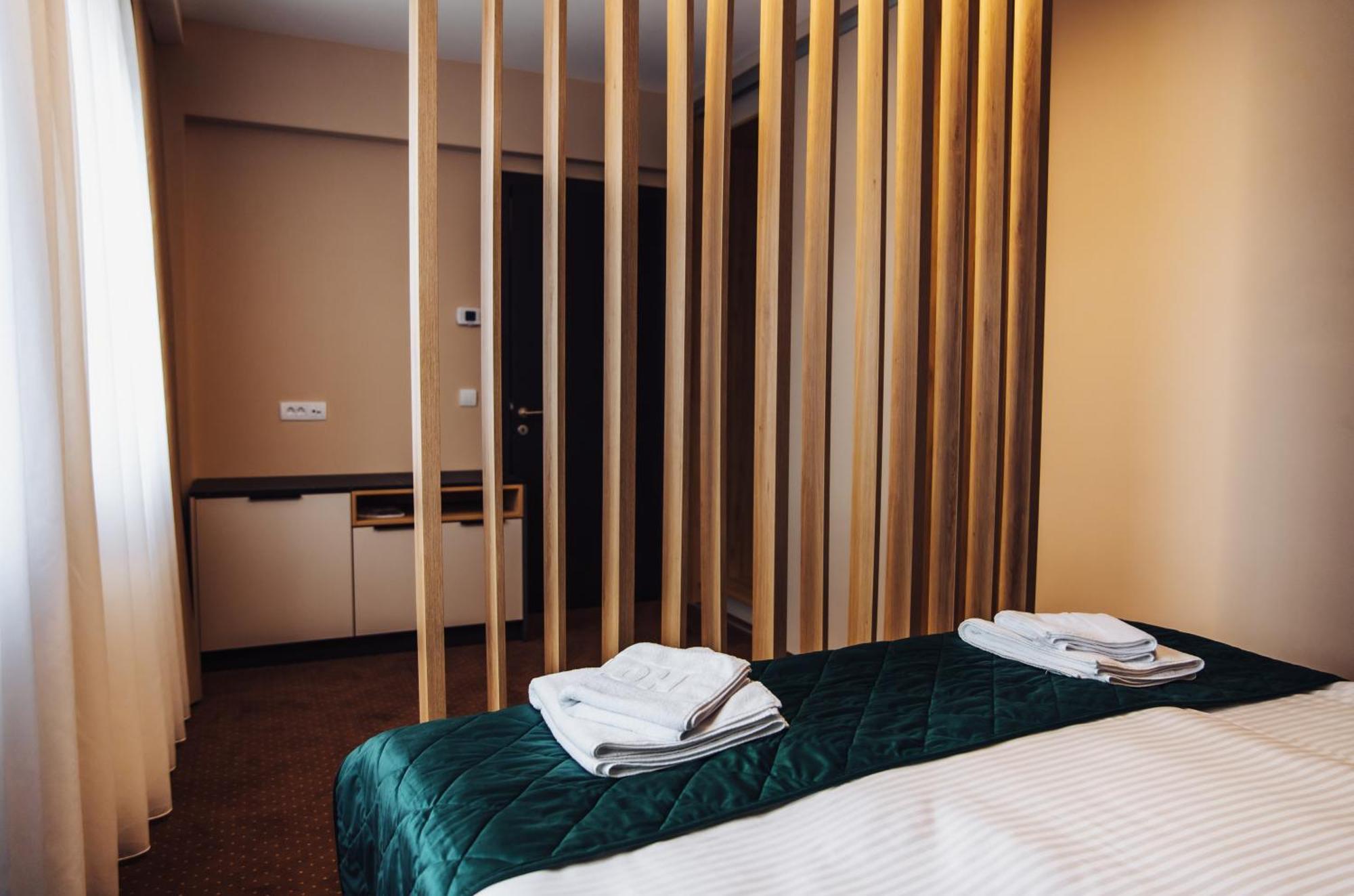 Hotel Brcko Gas Sarajevo Lukavica Стая снимка