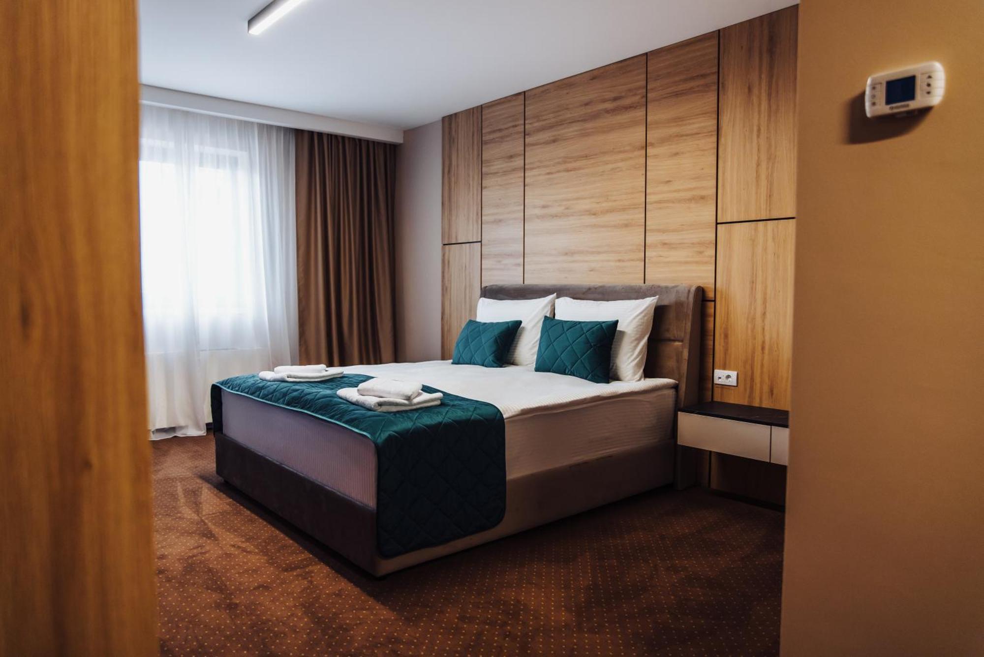Hotel Brcko Gas Sarajevo Lukavica Екстериор снимка