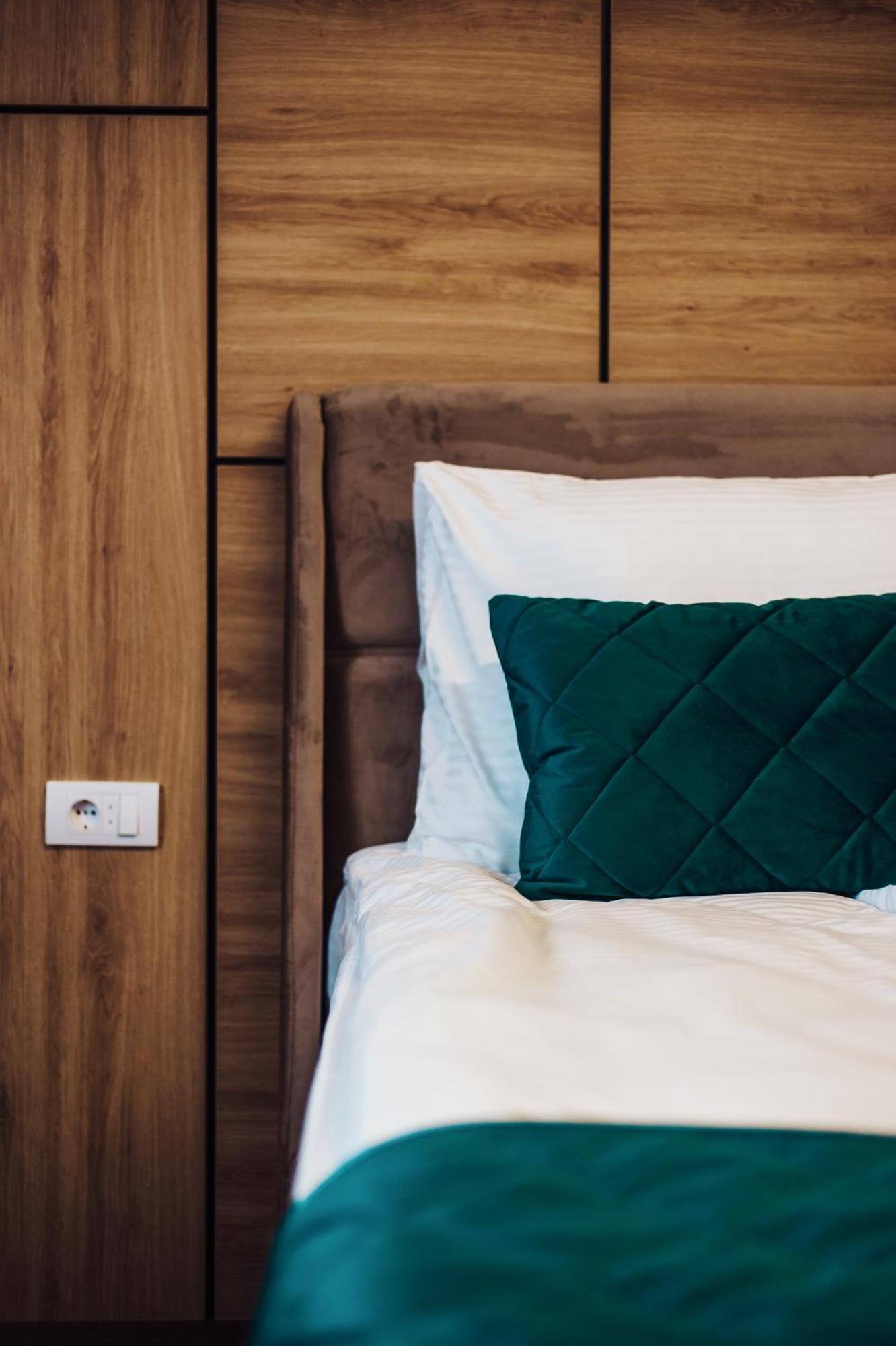 Hotel Brcko Gas Sarajevo Lukavica Екстериор снимка