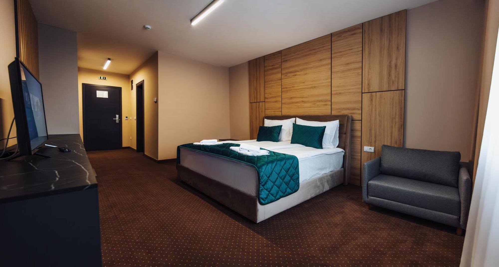 Hotel Brcko Gas Sarajevo Lukavica Екстериор снимка